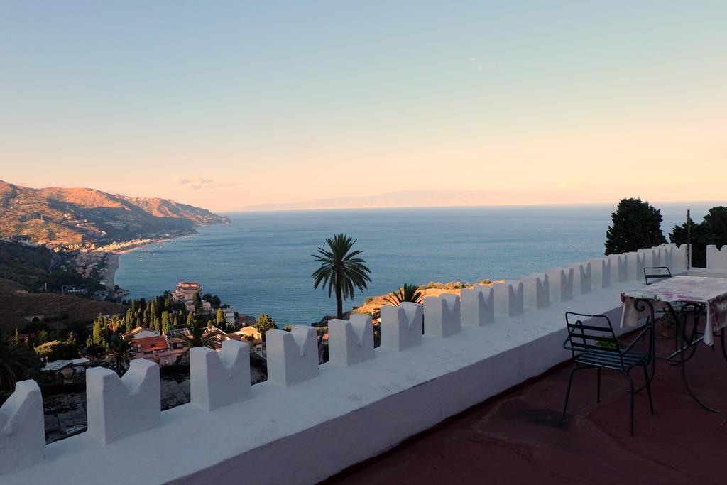 Hotel Villa Nettuno Taormina Exterior photo